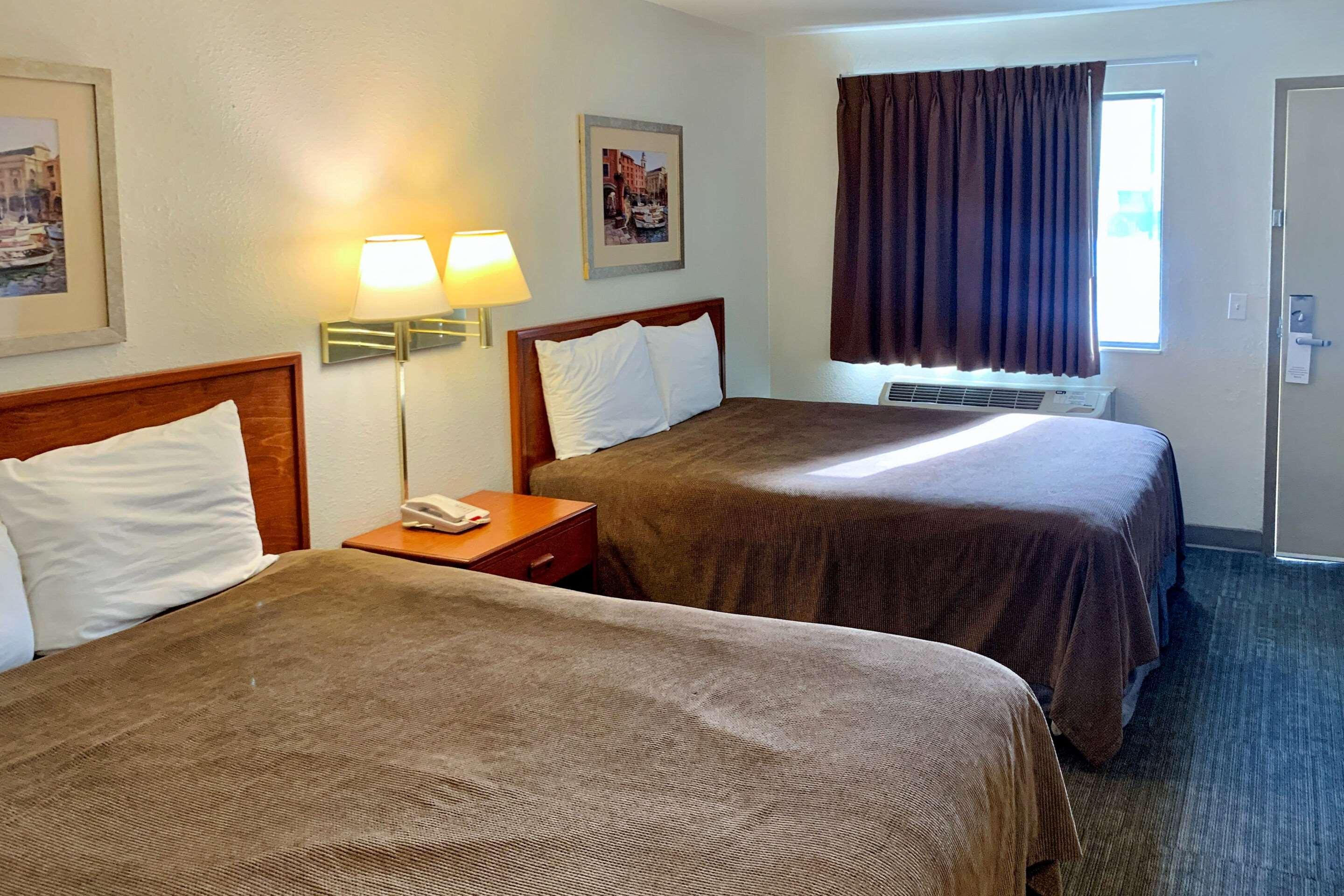 Rodeway Inn Sacramento-University Area Ngoại thất bức ảnh